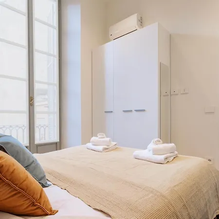 Lagrange Apartment