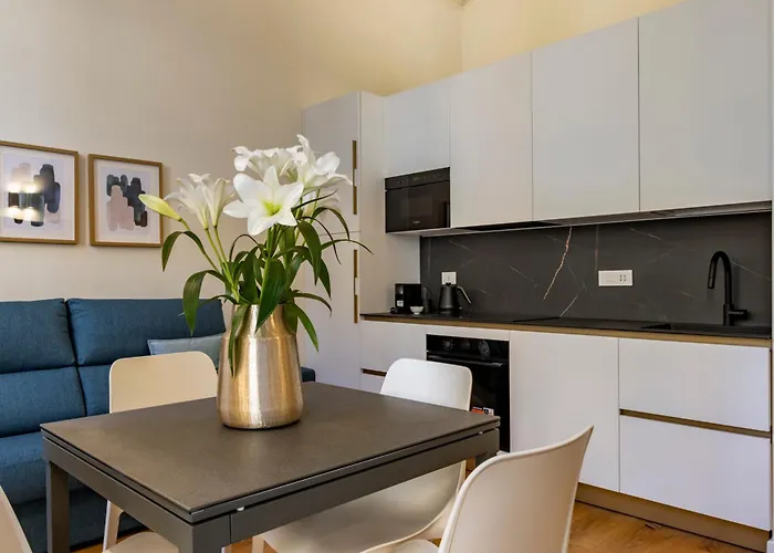 Lagrange Apartament *